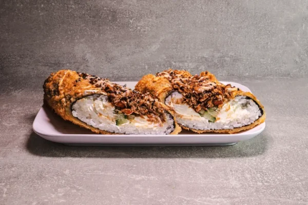 Roll-Dog mit gebratenem Lachs